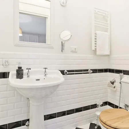 Liberty Trastevere 4*