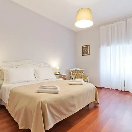 Liberty Trastevere Nocleg ze śniadaniem