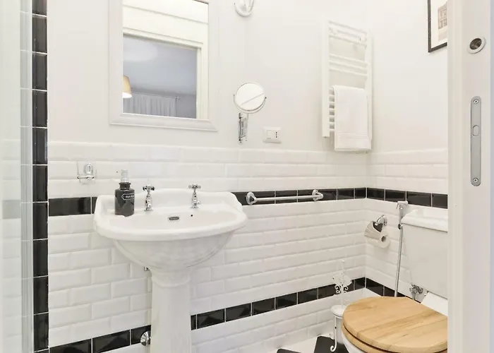 Liberty Trastevere 4*