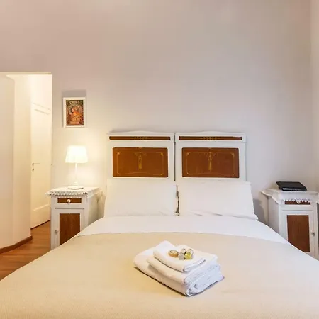 Liberty Trastevere Рим